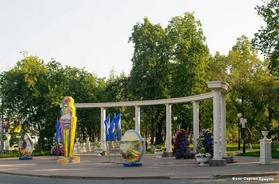 File:Александровский сад (Aleksandrovskiy-sad), Москва 10.jpg - Wikimedia  Commons