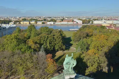 Александровский сад - одно из первых мест в Санкт-Петербурге