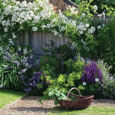 Английский сад для всех сезонов.
