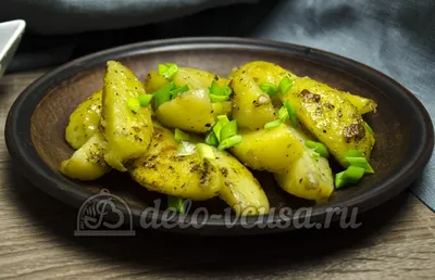 Как приготовить картошку по-деревенски с хрустящей корочкой - Лайфхакер