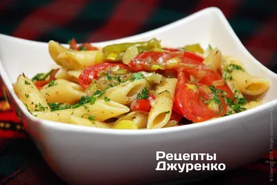 Макароны с луком (пореем)