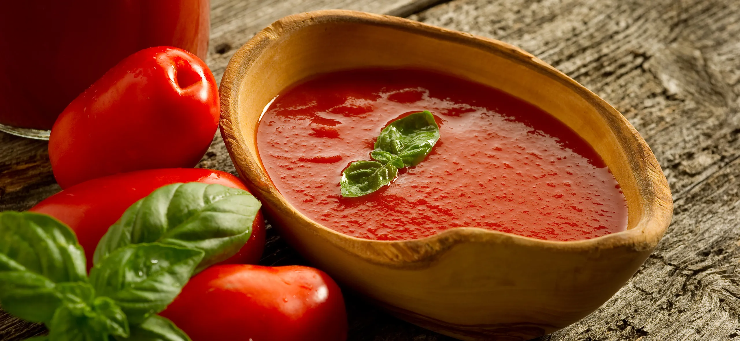 Приготовление соуса с овощами. Соус Шарбат. Томатный соус. Соус томатный острый. Соус красный основной.