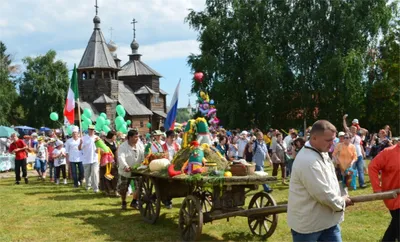 13.07 Праздник огурца в Суздале