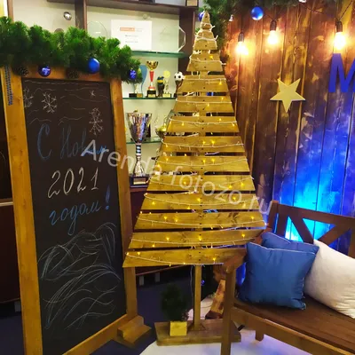 Купить Елки из дерева Новогодний декор в офис | Skrami.ru