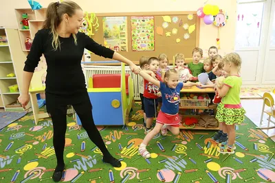 Детские сады большинства районов Москвы начнут принимать детей с двух лет и  двух месяцев