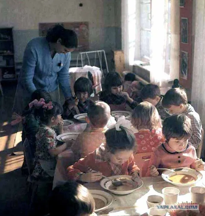 Советские детские садики. Детский сад в СССР. Детский сад в советское время. Советские дети в садике.
