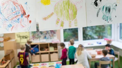 Детский сад и ясли в Бюле, Франция | Interior design school, Kindergarten  interior, Interior architecture