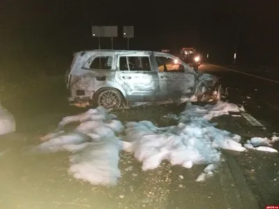 Двое погибли и 12 пострадали в ДТП в Псковской области