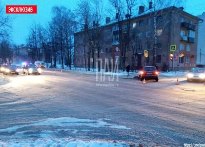 В Великих Луках прошел автопробег, посвященный Дню памяти жертв ДТП