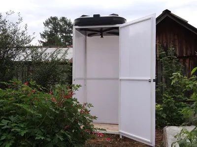 Садовый душ на даче: 42 фото-идеи для летнего дачного душа своими руками на  участке и во дворе | Houzz Россия