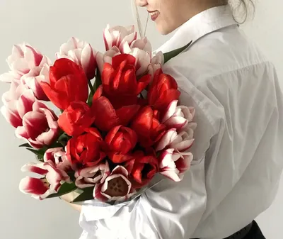 Корпоративный подарок на 8 марта \"Тюльпаны\" от Производителя в Москве