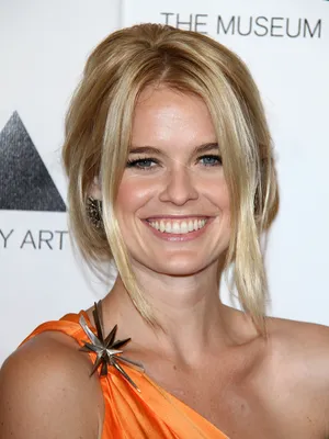 Фотографии Alice Eve Daily ▫ Элис Ив – 37 альбомов | Blonde with glasses,  Famous girls, Beautiful actresses