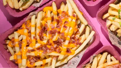 Картофель Фри Стандартный в КФС — цена, калорийность, состав, отзывы, вес и  фото в KFC (Ростикс - Rostic's)