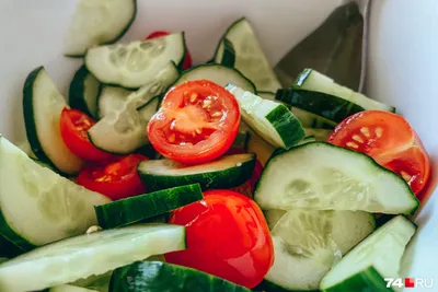 Овощной салат со сметаной и зеленью рецепт – Русская кухня: Салаты. «Еда»