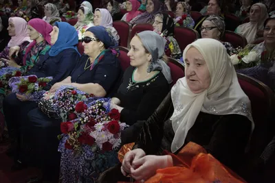 Представительницы Чеченского регионального отделения «Союза женщин России»  приняли участие в мероприятии, приуроченном ко Дню чеченской женщины