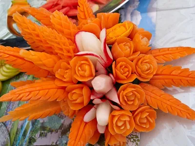 Карвинг из моркови и огурца. Как красиво украсить блюдо, стол. Decoration  of vegetables – Видео Dailymotion