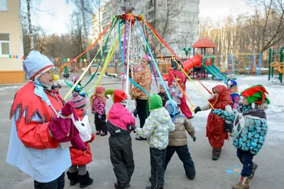 Купить карнавальную шубу женскую для костюма Масленица