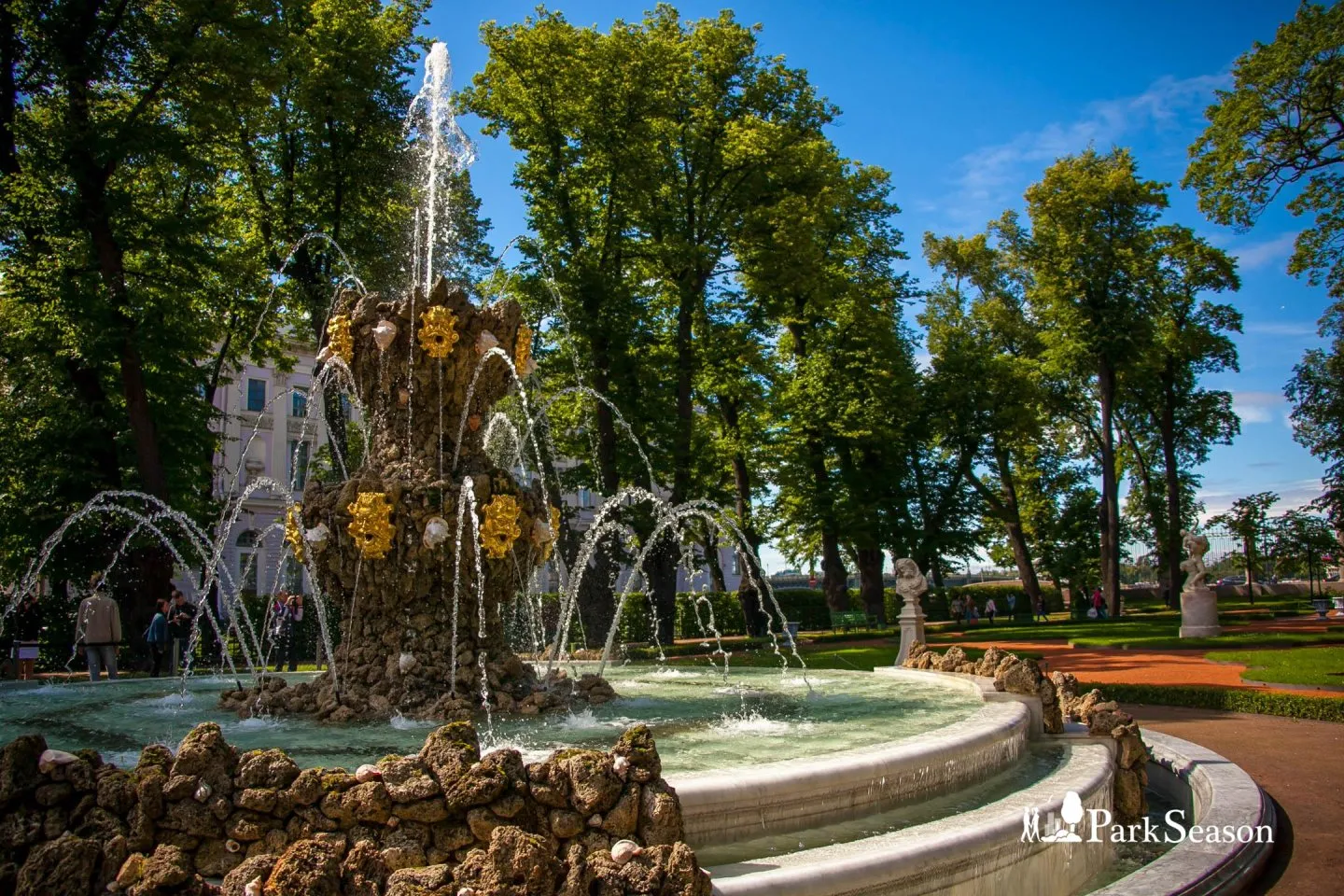 Парк сизонс. Летний сад фонтаны. Летний сад Москва. Летний сад экскурсия для детей.