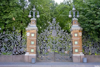 File:Михайловский сад..jpg - Wikipedia