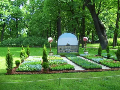 О Петербурге - Михайловский сад