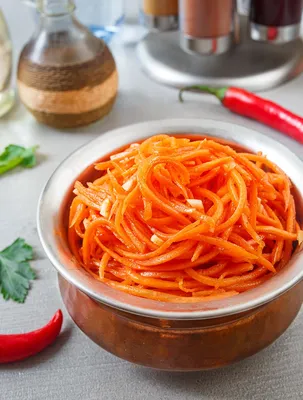 Морковь на гриле в медовой глазури: рецепт - Лайфхакер