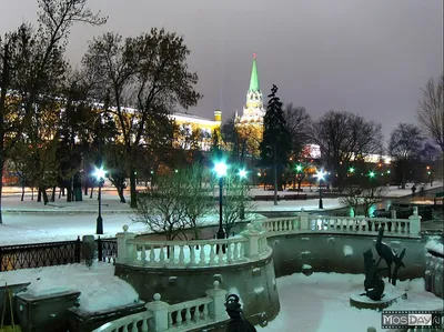 File:Александровский сад, вид на гостиницу \"Москва\".jpg - Wikipedia