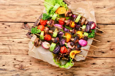 Мясо индейки с овощами на шпажках - пошаговый рецепт с фото на Готовим дома