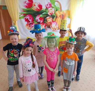 Парад детских театральных шляпок - Ошколе.РУ