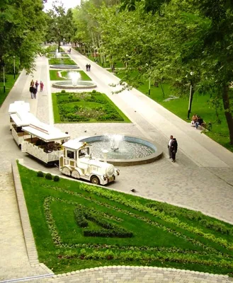 Парк «Городской сад»», Краснодар.Уже много лет парк удерживает лидерство в  системе индустрии развлечений. В нем 20 досуговых объек… | Городской сад,  Краснодар, Сад