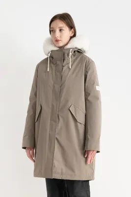 Куртка YVES SALOMON по цене 108 500 руб. - купить в Новосибирске в LUKSE,  арт 22WFM06580M13W