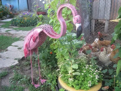 Жительница Карасукского района декорирует сад поделками из цемента |  Новости – Gorsite.ru