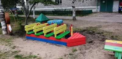 Постройки на участке детского сада летом фото фото