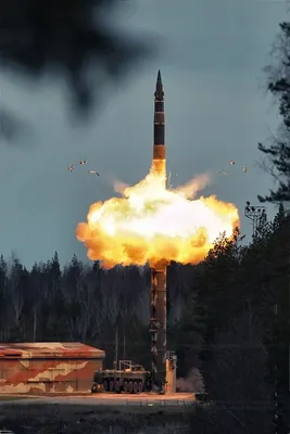 Опубликовано видео пуска ракеты \"Тополь-М\" с космодрома Плесецк -  30.09.2019, Sputnik Беларусь