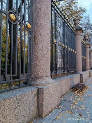 Летний сад в Санкт-Петербурге: фото скульптур и решетки