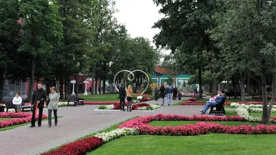 Свадебная прогулка в Саду Эрмитаж - маршрут свадебной фотосессии в Москве