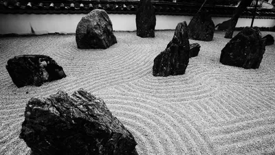 Японский сад камней-ровная площадка …» — создано в Шедевруме