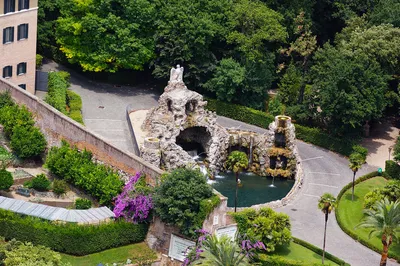 File:Vatican Gardens.jpg - Wikipedia