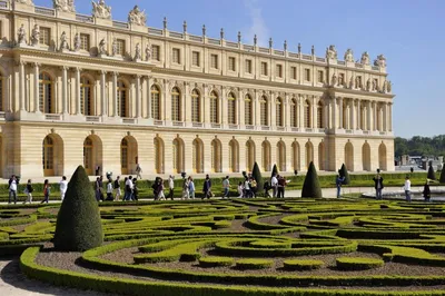 Сад Версаль стоковое фото. изображение насчитывающей сад - 33883060