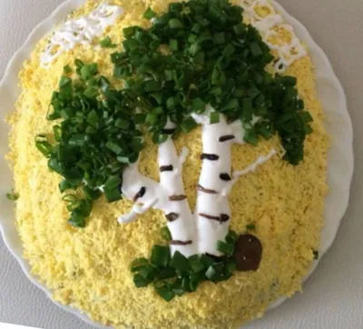 Салат Березка: с курицей и грибами, свежим огурцом и черносливом | Простые  рецепты с фото