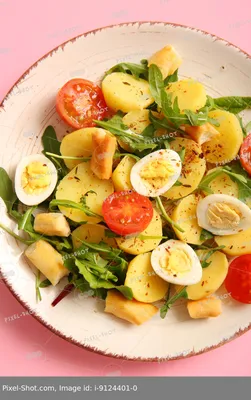 Салат с капустой, огурцом и яйцом: рецепт
