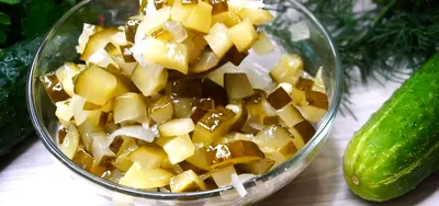 Салат из огурцов на зиму с чесноком укропом зеленью рецепт с фото пошагово  | Рецепт | Салат из огурцов, Салаты, Питание рецепты
