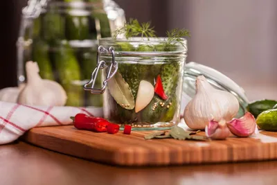 Острый салат из огурцов на зиму — рецепт с фото пошагово