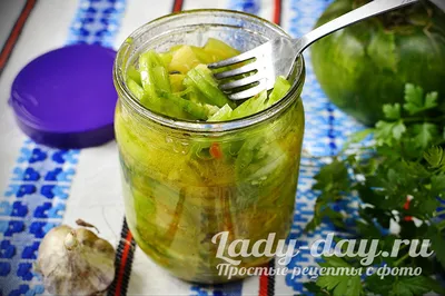 Острый салат из зелёных помидор по-корейски рецепт с фото пошагово -  1000.menu