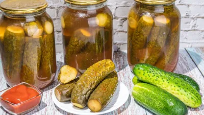 https://www.unian.net/recipes/preservation-and-pickling/vegetables/solenye-ogurcy-na-1-litrovuyu-banku-luchshiy-recept-12519807.html