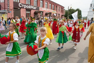 Города для детей » 20 августа в Сызрани прошел городской праздник «Сызранский  помидор»!
