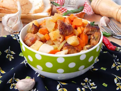 Тушеная картошка с мясом - рецепт автора Юлия Амбассадор