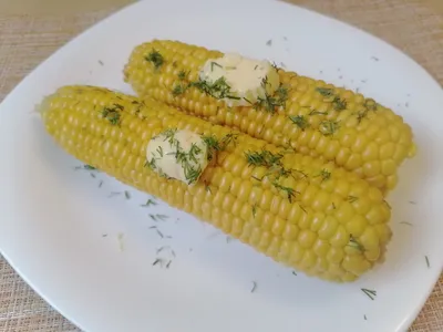 Вареная кукуруза с маслом, солью и чили перцем в свч 🌽 | Овкусе.ру -  Ежедневная готовка в радость! Пошаговые рецепты с фото | Дзен