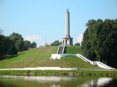 Достопримечательности города Великие Луки, огромные чебуреки и 23,5 тыс  шагов. | Gold_stories | Дзен