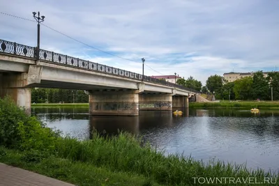 Монета 10 рублей 2016 ММД \"Великие Луки (древние города России, ДГР)\"  стоимостью 77 руб.