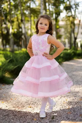 Идеальный наряд для Выпускного вашей дочки уже в LeBukLe ✨ ⠀ В карусели  представлены:👉🏻 - Платье «Гортензия» #платьегортензия_lebukle -… |  Instagram